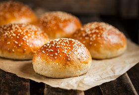 Sesame burger bun (6Pcs)  عيش برجر بالسمسم